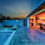 Feriehus In Kastel Kambelovac Kaštela