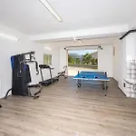 In Kastel Kambelovac * Kaštela